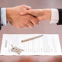 Как разграничить предварительный и основной договоры купли-продажи недвижимости: позиция ВС РФ